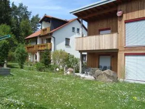 Ferienhaus Brütting - بيتسنشتاين