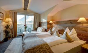 Suite with Mountain View room in Hotel Panorama Royal