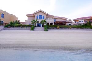 Six Bedroom Villa - Palm Jumeirah