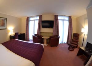 Hotels Savoy Hotel Evian : photos des chambres