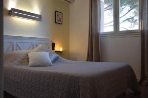 Hotels Hotel le Grillon : photos des chambres