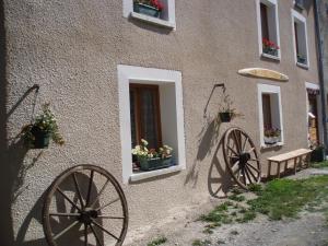 Gites Gite Le Tsozal : photos des chambres