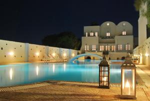 Aeolis Santorini
