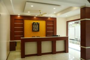 Hotel Sabareesh Plaza