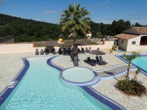 3 stern bungalow Camping Sunissim La Coste Rouge By Locatour Argelès-sur-Mer Frankreich