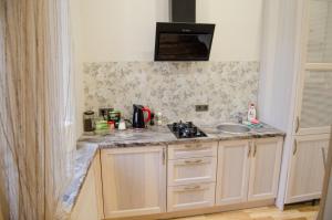 City Inn Riga Apartment, Barons promenade with parking