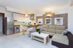 Casa Maya Adeje Tenerife Sur Pool and Terrace - Vilaflor