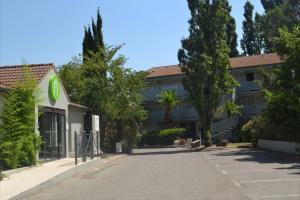 Campanile Arles photo 18