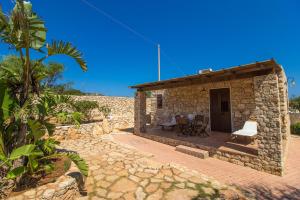 One-Bedroom Apartment room in Luna di Ponente