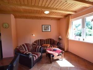 Einladende Ferienwohnung in Zweedorf mit Grill