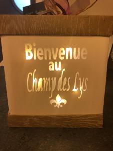 Hotels Le Champ des Lys : photos des chambres