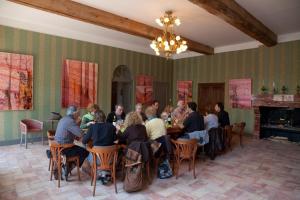 Hotels Logis Hotel - Restaurant La Marbrerie : photos des chambres