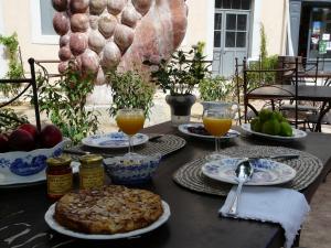 Hotels Logis Hotel - Restaurant La Marbrerie : photos des chambres