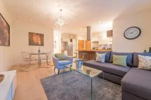 Hampden Apartments - The Catherine - 埃格姆