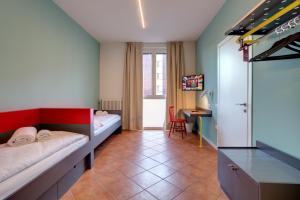 Twin Room (1 Adult) room in MEININGER Milano Garibaldi