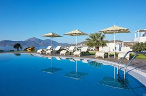 Santa Maria Village Milos Greece