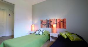 Chalets #Lemasdoisans au pied de l'Alpe d'Huez via Bourg d'Oisans L'Etoile des Glaciers : photos des chambres
