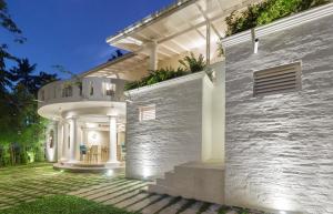 Epique by Epic Collection
