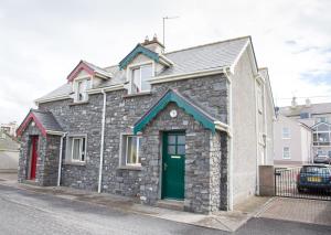 Two-Bedroom House room in Ceol Na Mara Guesthouse & Self Catering