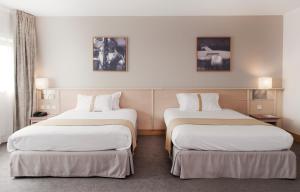 Classic Double Room with Two Double Beds room in Mercure Paris 19 Philharmonie La Villette