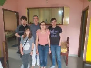 LA MAISON RENALD HOMESTAY NEAR ROCK BEACH WHITE TOWN RAILWAY STN PONDY MARINA CAR PARKING available Eight 3 double zero seven six four 6 double 2 - Pondicherry