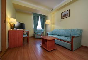 Junior Suite room in Dostoevsky Hotel