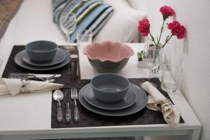 London Queen's Park Apartment