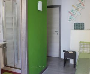 Camera Singola con Balcone e Bagno Privato