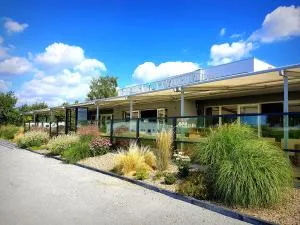 Haus Vier - Neupetershain