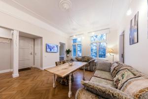 Modern History Apartment