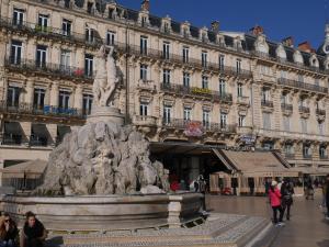 Appartements Le comedien - Climatisation Place de la comedie : photos des chambres