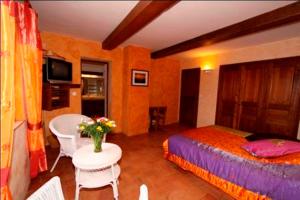 B&B / Chambres d'hotes B&B Jardins de Vies : Chambre Double