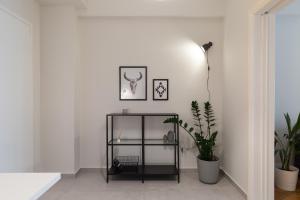 Modern Flat next to the USA Embassy by UPSTREET