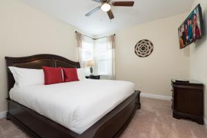 Luxury Dreams Disney Home with Private Pool and Spa