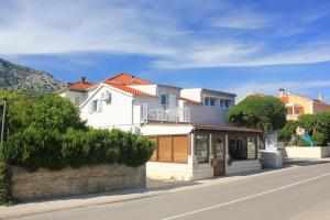 Apartments with a parking space Orebic, Peljesac - 10152