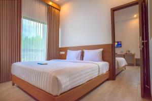Deluxe 2 giường có ban công (Deluxe Twin With Balcony)
