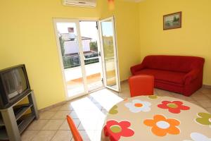 Apartments Elida