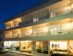 克里塔酒店 - 阿基欧斯尼古拉斯