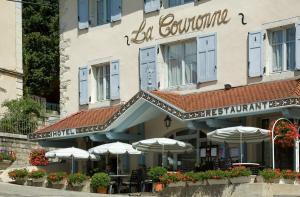 Hotels La Couronne : photos des chambres