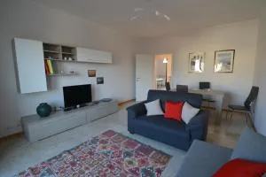 Biroldi Apartment - Varese