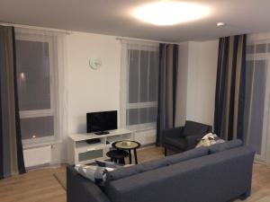 Elegant apartment close to the Old Town