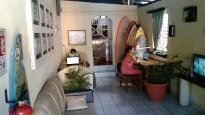 Lorena Surf Hostel - El Valle