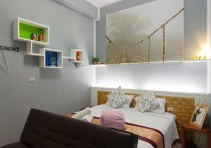 Phòng Deluxe Giường Đôi Có Vòi Sen (Deluxe Double Room with Shower)