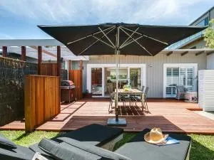 Capella Villa No. 4 - stunning luxury decor inside and out - Blairgowrie