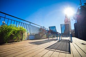 SevilleBnB Group- Cathedral Apartment, 2nd Floor