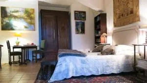 La cave de l'éperon - 卢瓦尔河畔蒙图瓦尔