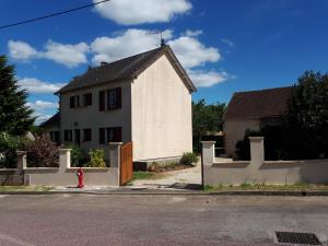 Maisons de vacances gite du luat : Maison 5 Chambres