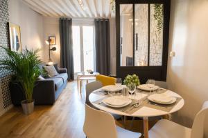 Appartements Le Sathonay - Loft Terrasse - Lyon Centre - Majord'Home : photos des chambres