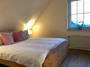 Gemütliche Wohnung mit Balkon und Stellplatz