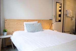 Single Room room in Hotel Beez